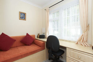 Photo 12- click for photo gallery